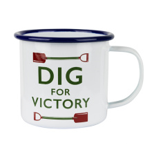 Dig for Victory tasse en émail avec jante en rouleau noir